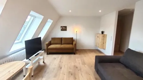 Komfortable Ferienwohnung Goldene Suite in Bad Schonborn, Deutschland