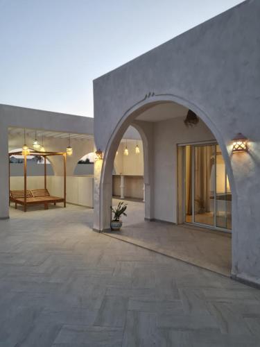 Dar ines haut standing avec piscine et proche plage in 艾吉爾