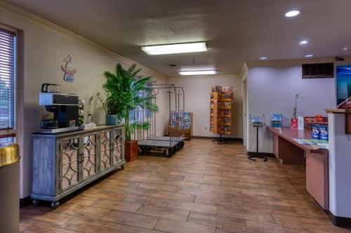 All Towne Suites in St. Robert (Missouri)