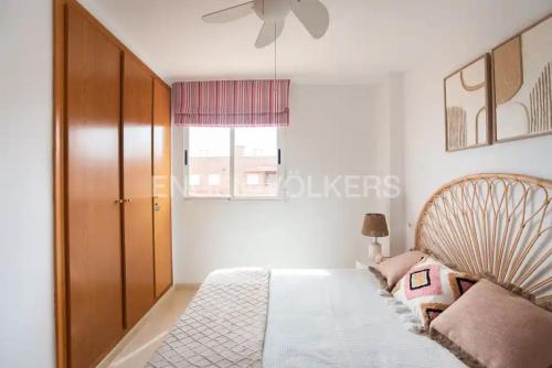 Three-Bedroom Penthouse with Rooftop Terrace image 3