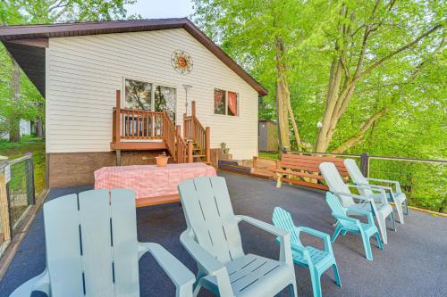 Lakefront Family Retreat with Private Dock! - image 11
