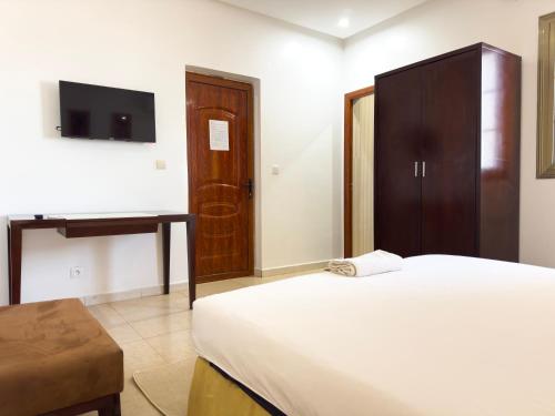 Double Room with Private Bathroom image 10
