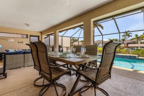 Villa with Private Pool image 8