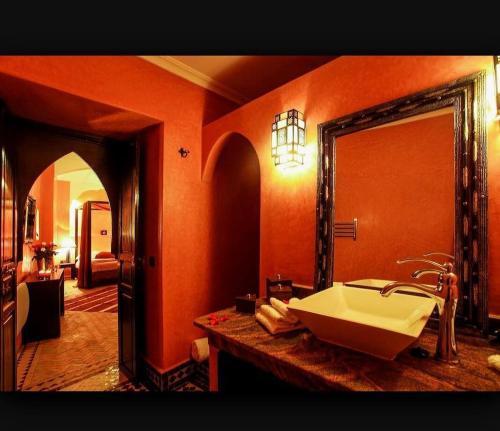 Riad Mounlight Room Type - Moun Suite