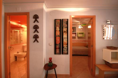 Apartment with Sea View image 7