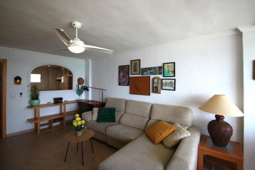 Apartment with Sea View image 2