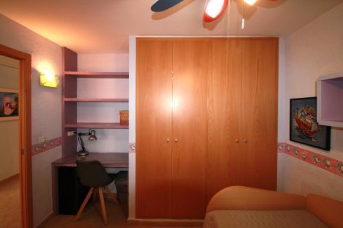 Apartment with Sea View image 1