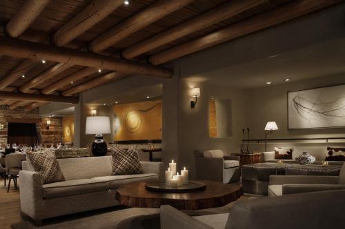 Rosewood Inn of the Anasazi