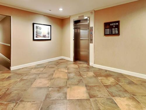 Ketch Court 893 Ketch Court 893