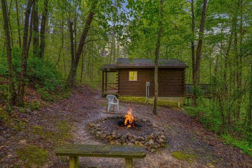 Blue Rose Cabins - Wildwoods Cabin in Logan, USA