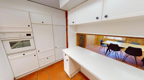 Zentrale 5,5 Zimmer Wohnung für bis zu 8 Personen