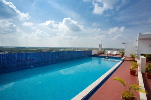 مسبح, فندق جوكولام بارك - كويمباتور (Hotel Gokulam Park - Coimbatore) in بيلاميدور