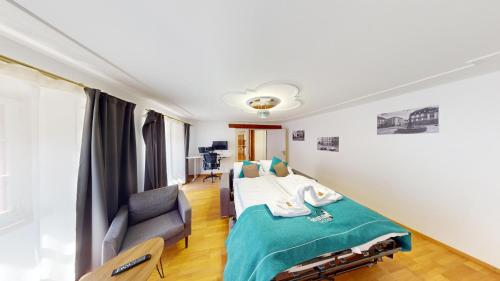 Zentrale 5,5 Zimmer Wohnung für bis zu 8 Personen