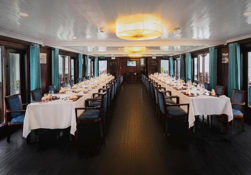 Bhaya Halong Cruises