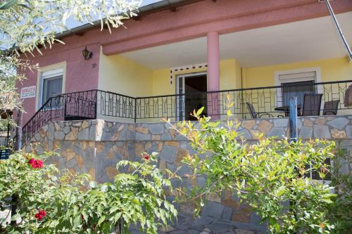 Οικογενειακή Μονοκατοικία Κώστας Λυδία Καβάλας gîte à louer Agápi