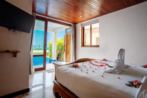 Sandalwood Luxury Villa Resort