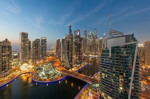 Dubai Marina 3BR Apartment, Steps to Marina Walk, Marina Beach & JBR, Dubaï