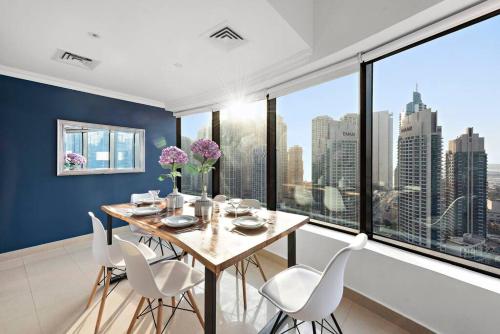 Dubai Marina 3BR Apartment, Steps to Marina Walk, Marina Beach & JBR, Dubai (Foto 10)