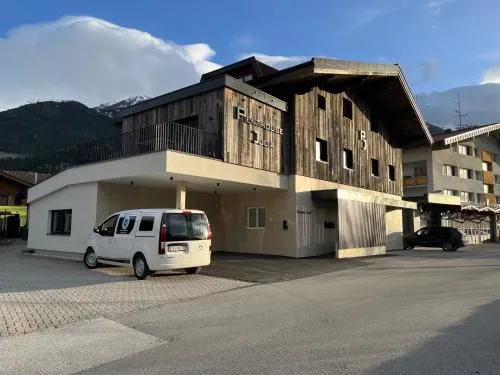 Penthouse Julia nähe Badesee mit Infrarotsauna -Zell am See Kaprun in Niedernsill, Österreich