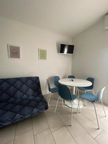 Condominio MICHELANGELO- Solo per famiglie - image 2
