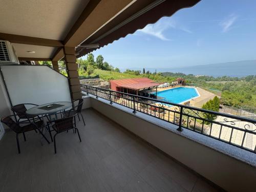 Villa Stefan Ohrid in راشا