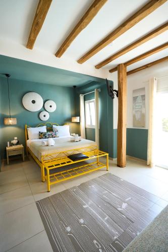 Superior Double or Twin Room with Sea View image 9