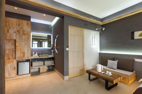 重庆解放碑阳崽民宿高层新中式景观Youngzai Apt in Jiefangbei 5, Chongqing (foto 10)