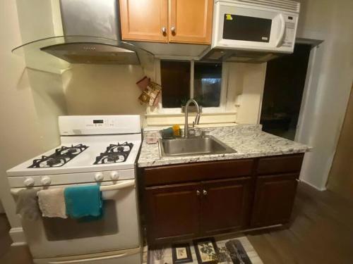 Comfy stay in pikesville Baltimore area in Pikesville, USA