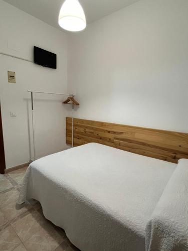 Hostal Barbate - image 10