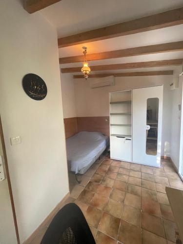 Une cabine commode - Pension de famille - Marignane