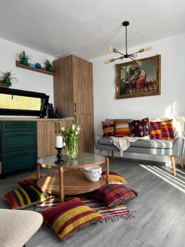 2 bedrooms, 3 beds