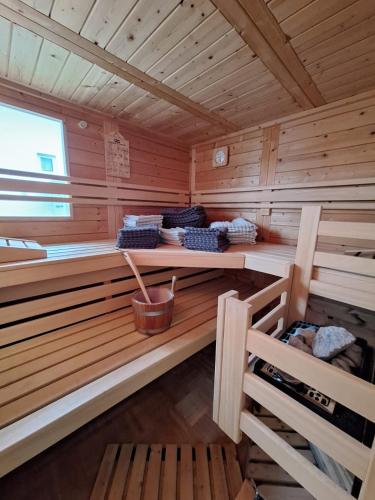 Sauna, FeWo Ruhepo(o)l inkl. Sauna in Grossmehring