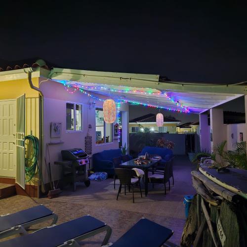 Cozy home under the Sun with Swimmingpool in Paradera