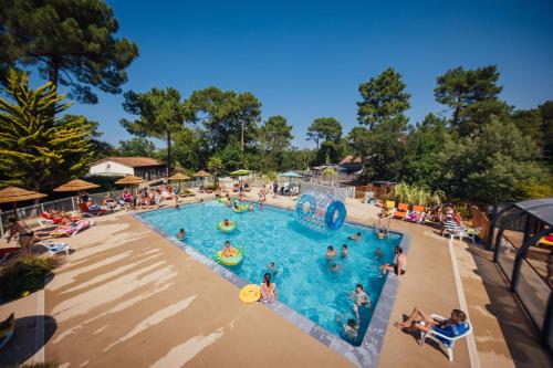 les pins de la coubre - Camping - Les Mathes