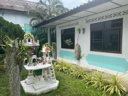 Baan Orchid Guesthouse - 정원