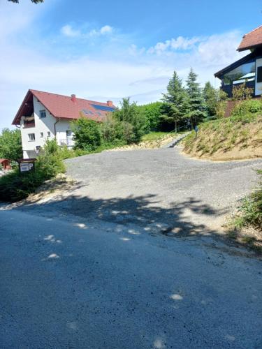 Sunrise Home in 馬里博爾