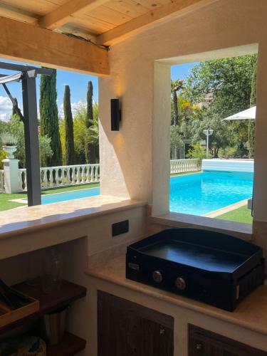 Le Mas de l'Alliance - 12 p - Air Cond - private Pool - near Grignan