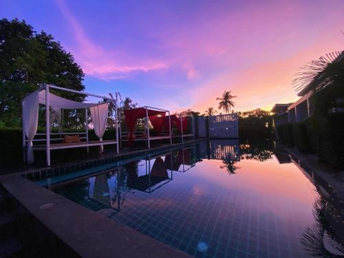 Phangan Hometown Resort - Adults Only - 수영장