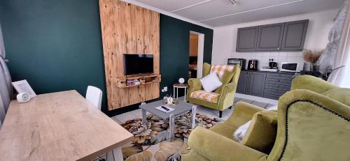 Don't -Leaf- Don't -Leaf-