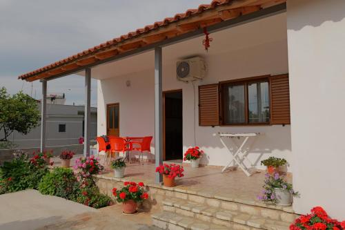 Brahimi Guest House - image 3