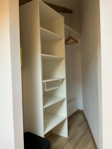 Villa Colonna Appartements in มานอสก์