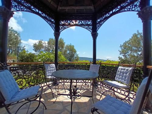 Villa Casa Belvedere near Dubrovnik in Dubravka