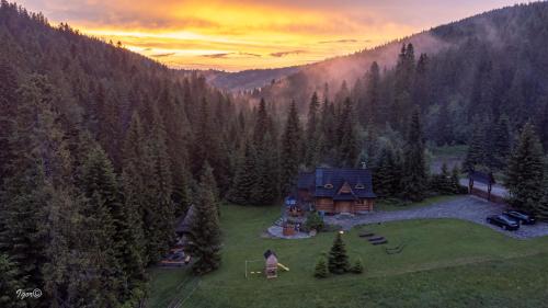 Domek na Cepcowym in Poreba Wielka