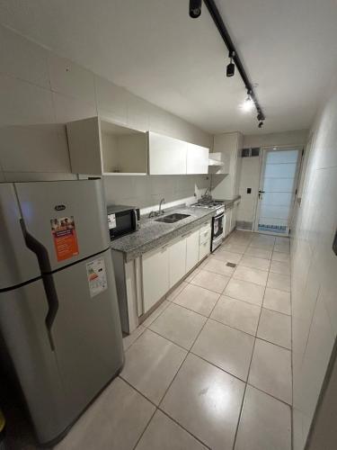 Kitchen, Espacioso apartamento con patio en Barrio Bombal de ciudad de Mendoza near Puttanesca