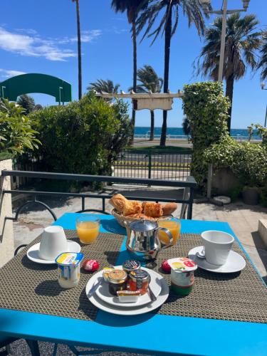Hotel Flots d'Azur Promenade des Anglais - 식음료(F&B)