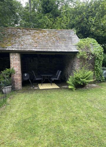 Stunning 2-bedroomed Cottage in Blindbothel