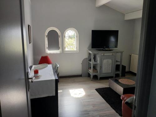Appartement independant privatif avec jardin near La Maison Waucheul