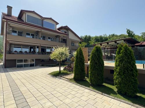 Villa Stefan Ohrid in راشا