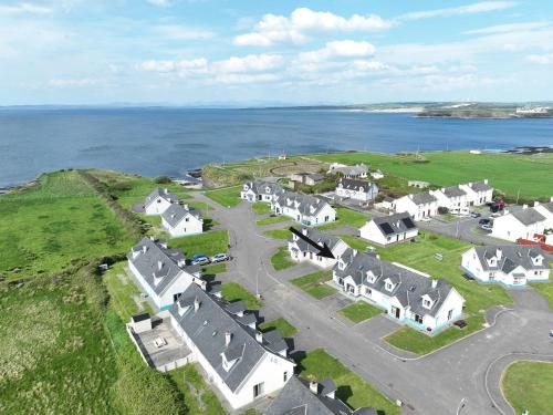 Exterior view, Modern, Luxurious and Super Comfy Home in Bundoran in Bundoran