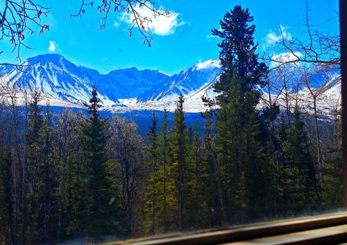 Cozy Corner Motel & Restaurant  in Haines Junction (YT)